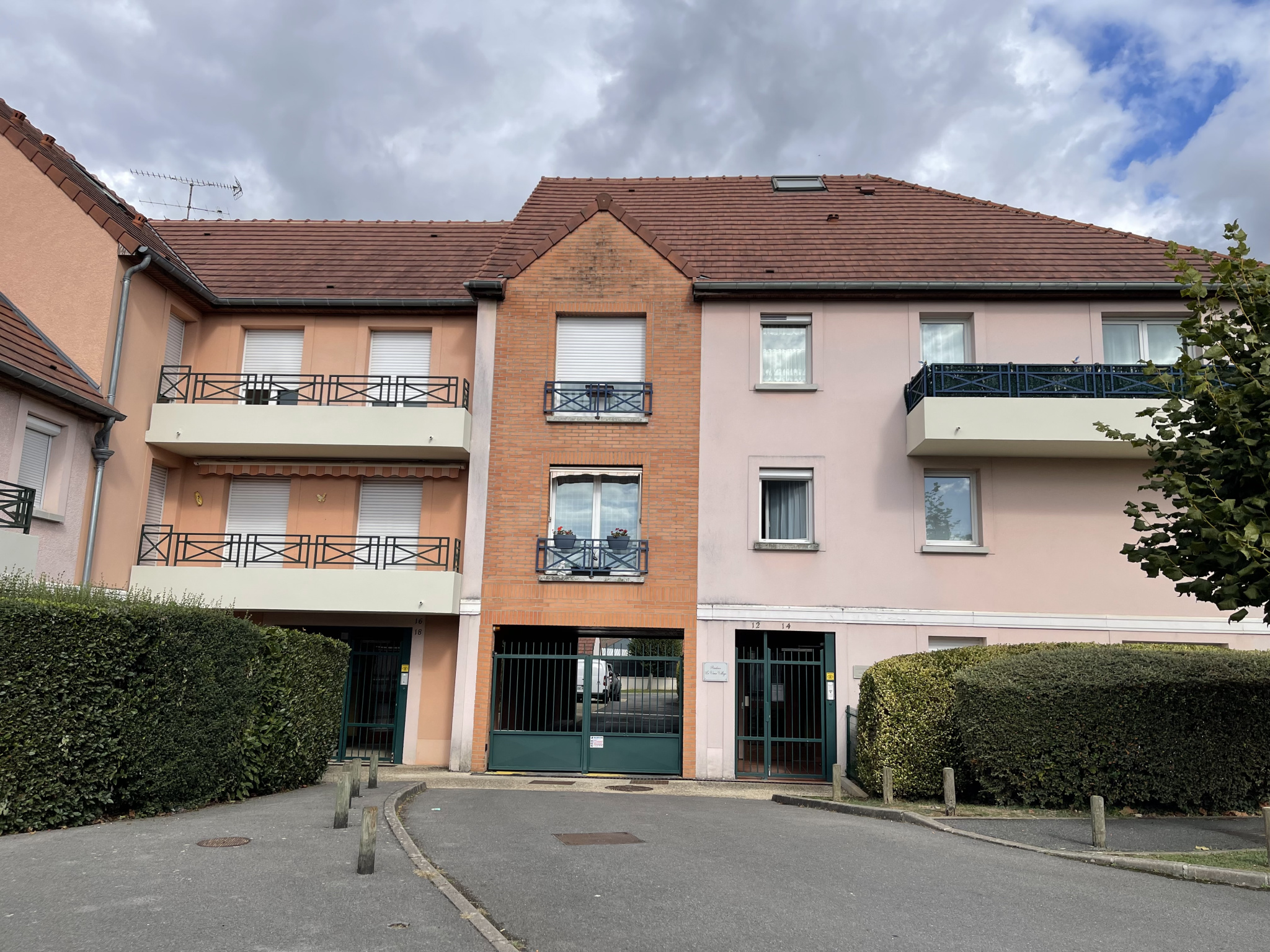 BEL APPARTEMENT A ST GERMAIN SUR MORIN